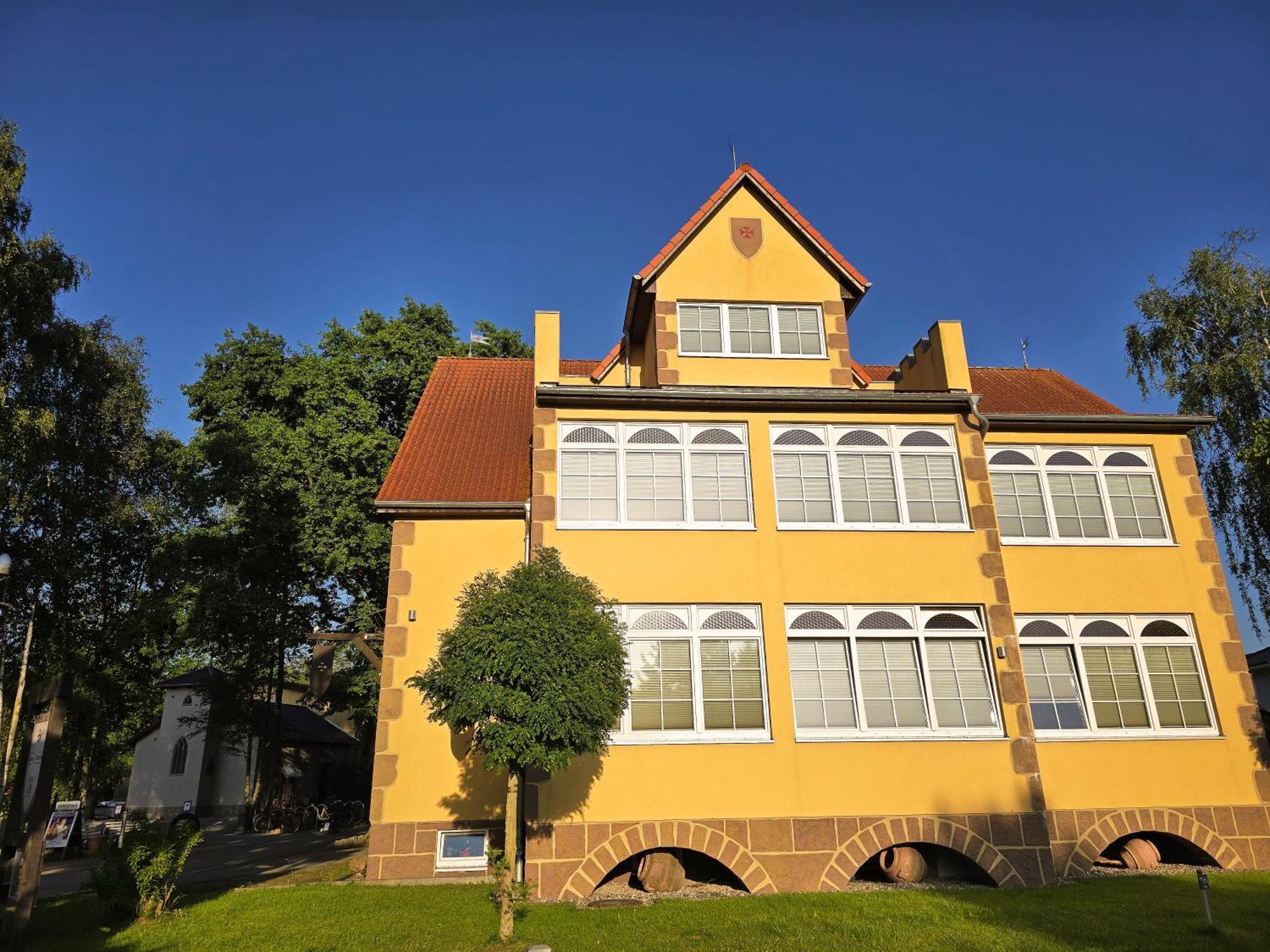 Ostsee-Rittergut-Ruegen Mit Binzhotel & Ordenskapelle & Romantikgut Exterior photo